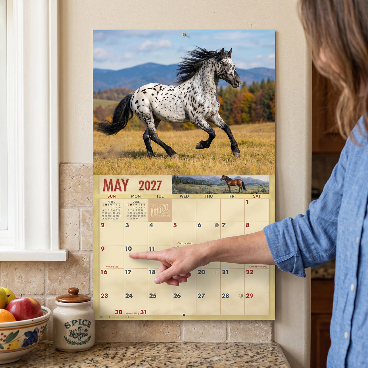 2027 Magnificent Horses Wall Calendar – 16-Month Photography